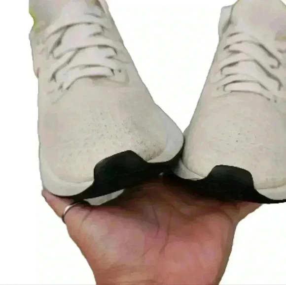 Nike Womens React Infinity Run Flyknit Sneaker In Pink Blast 7.5 - Picture 6 of 15